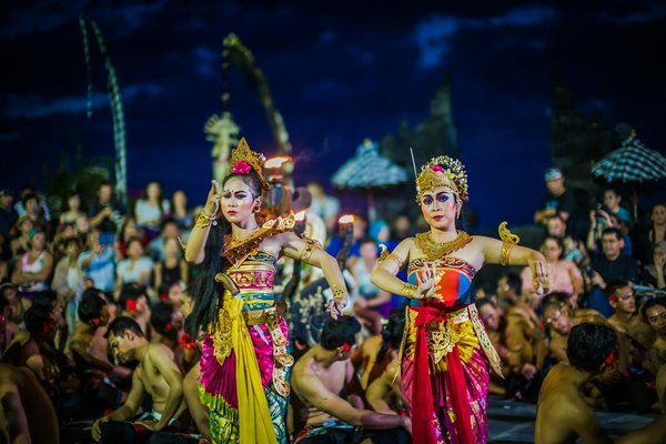 Où apprendre les techniques de la danse traditionnelle Apsara au Cambodge?